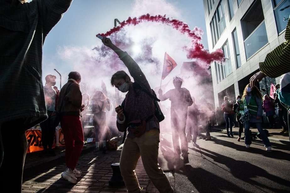 Honderd actievoerders aangehouden bij klimaatprotesten in Utrecht