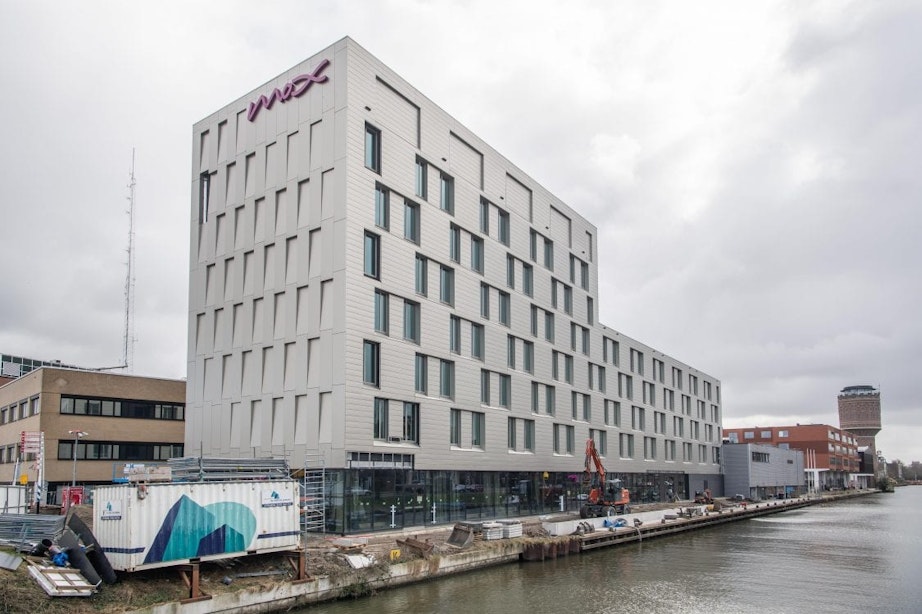 Bouw nieuw Moxy-hotel in Utrecht in afrondende fase
