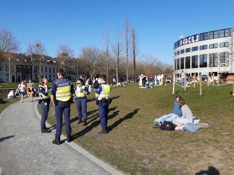 Boa’s ontruimen Park Paardenveld in Utrecht vanwege drukte