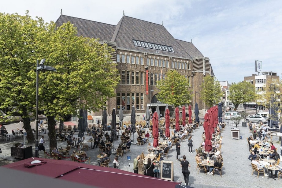 Meerderheid Utrechtse gemeenteraad wil uitbreiding terrassen toestaan tot 1 november