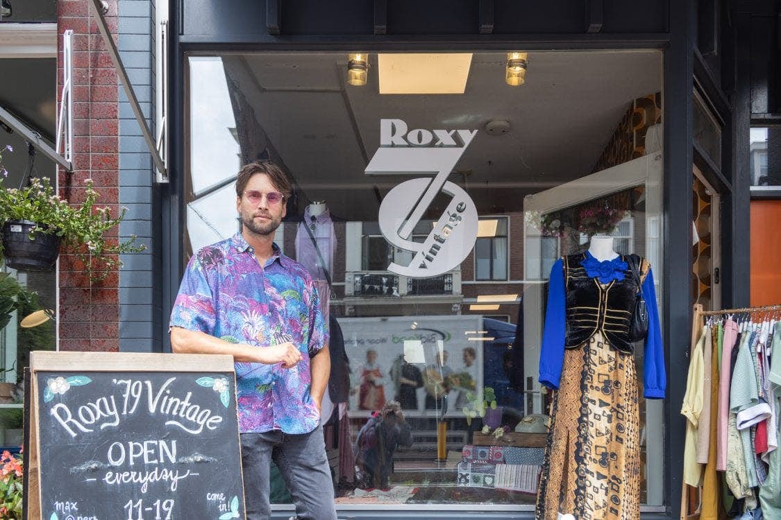 Winderig Drink water Spektakel Op bezoek bij: Vintage kledingwinkel Roxy '79 aan de Nachtegaalstraat in  Utrecht