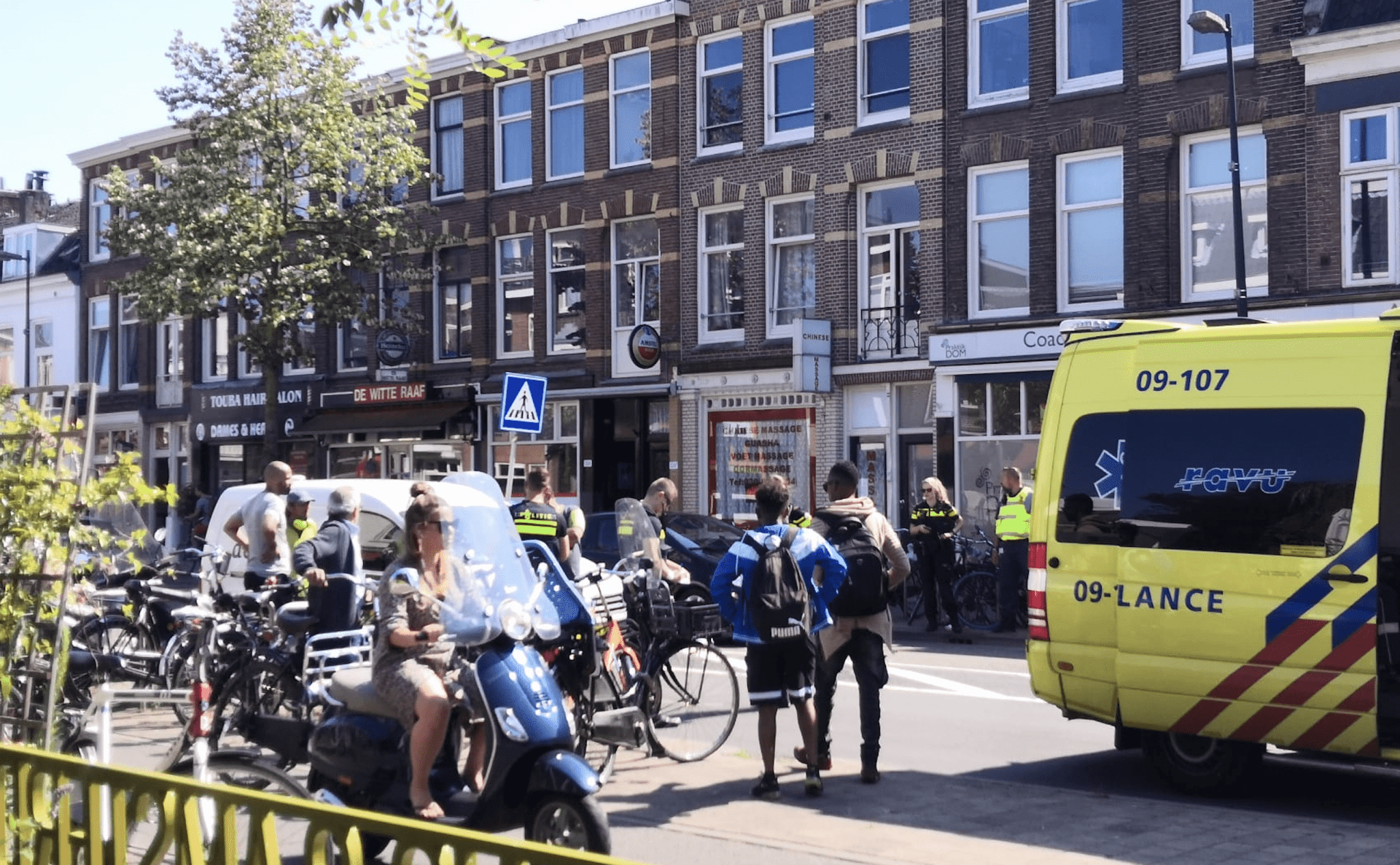 Voetganger gewond bij aanrijding op Amsterdamsestraatweg in Utrecht.