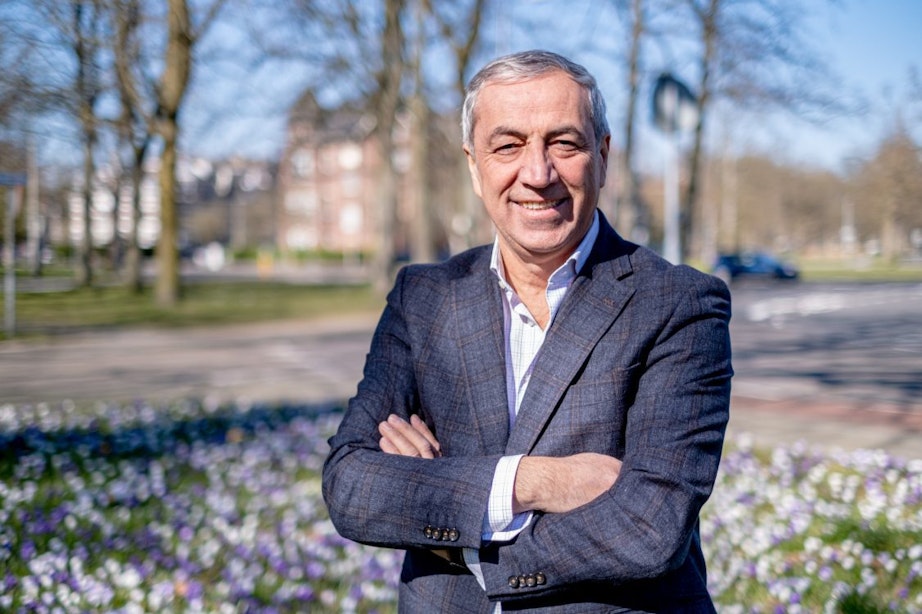 Raadverlater: Bülent Isik van PvdA verlaat (misschien) na twaalf jaar de Utrechtse gemeenteraad