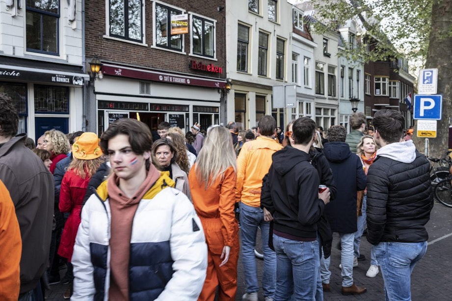 Koningsnacht in Utrecht was weer druk als vanouds en verliep zonder grote incidenten