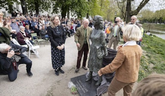 Monument Truus van Lier is onthuld in Utrechts Zocherpark; ‘Happy birthday tante Truus’