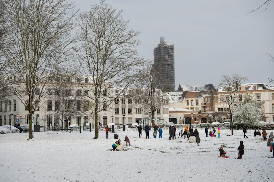 Foto’s: Utrecht voor even bedekt onder een laagje sneeuw