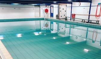Zwembad Waterwijs in Kanaleneiland in Utrecht moet sluiten vanwege ‘torenhoge gasprijzen’