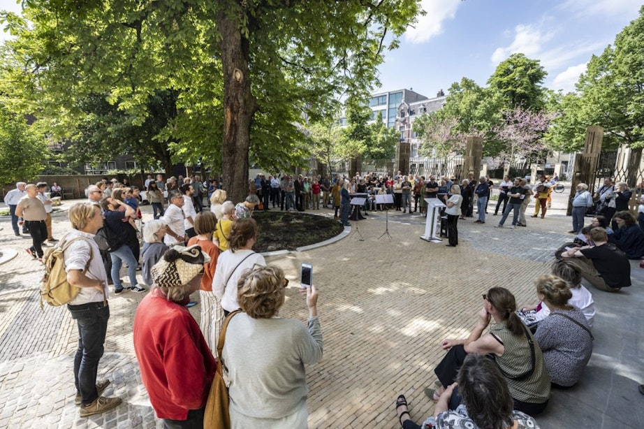 Vernieuwde Pandhof Sinte Marie in Utrechtse binnenstad feestelijk geopend