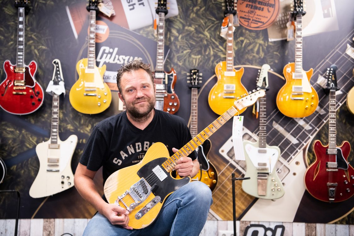Informeer Verwijdering Let op Op bezoek bij muziekwinkel Dirk Witte: 'We verkopen gitaren over de hele  wereld'