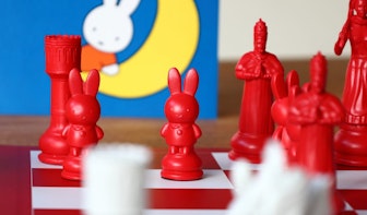 Nieuwe kans om Utrechts schaakspel te kopen; extra oplage van 150 stuks