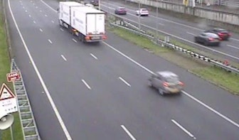 Vrachtwagen met pech net na de Leidsche Rijntunnel in Utrecht zorgt voor bijna een uur vertraging