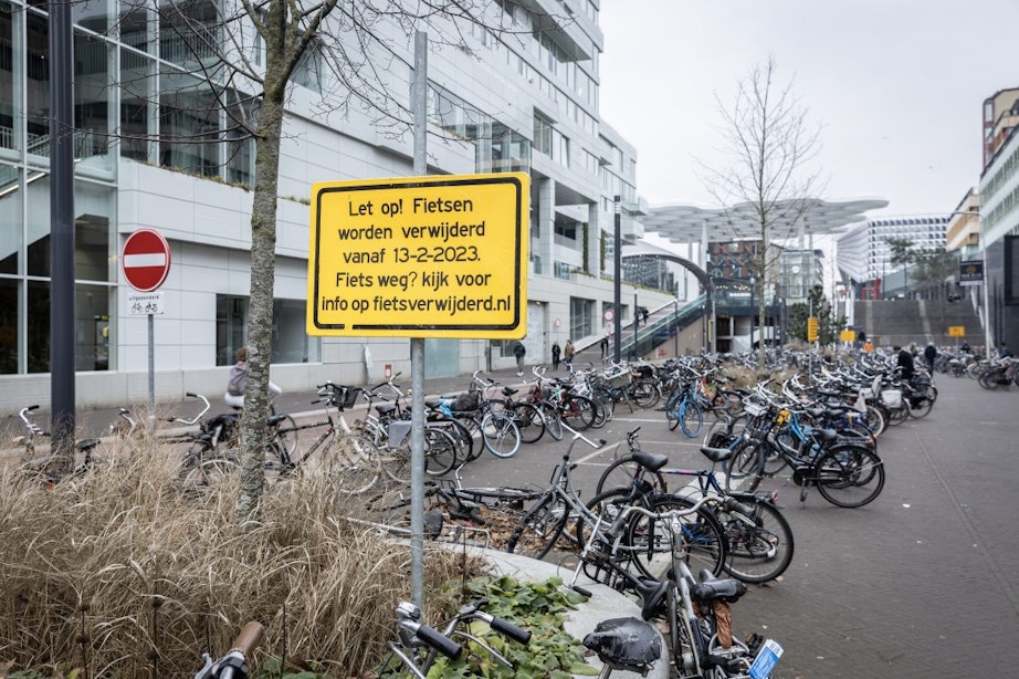 Let op: Vanaf maandag worden alle fietsen bij de Moreelsehoek in Utrecht verwijderd