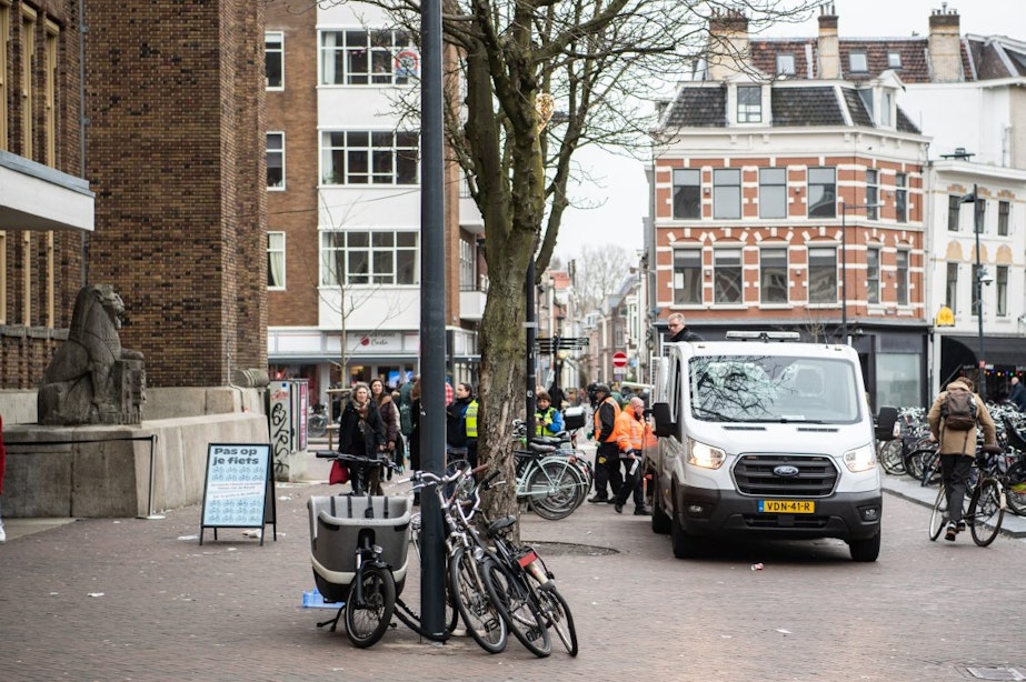 Gemeente actiever met verwijderen van fietsen op de Neude in Utrecht