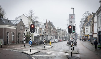 Gemeente Utrecht start proef met sensoren waarmee verkeerslicht voor fietsers eerder op groen springt