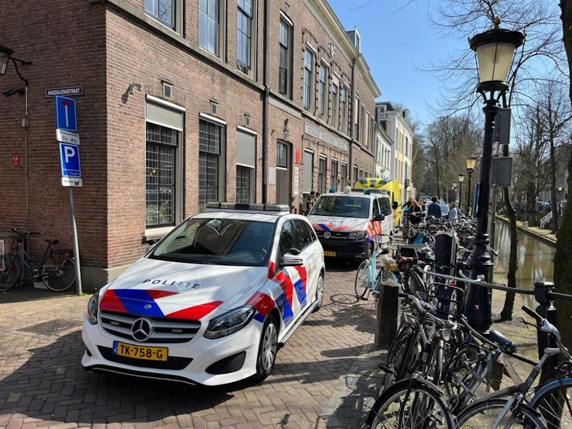 Steekincident op Nieuwegracht in Utrecht; politie arresteert verdachte