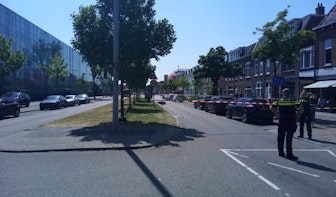Twee gewonden bij aanrijding tussen scooter en voetganger op Vondellaan in Utrecht