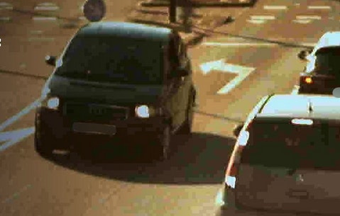 Oplettende bestuurder ziet gestolen auto van vriend rijden in Utrecht en alarmeert politie