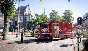 Ernstig ongeluk op de Jan van Scorelstraat in Utrecht: twee personen bekneld onder vrachtwagenwiel