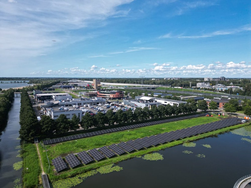 Eerste zonneveld in Utrecht met 1000 zonnepanelen is opgeleverd