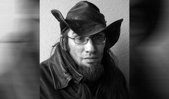 Straatnieuwsverkoper en ‘Utrechtse cowboy’ László Galambos (56) overleden