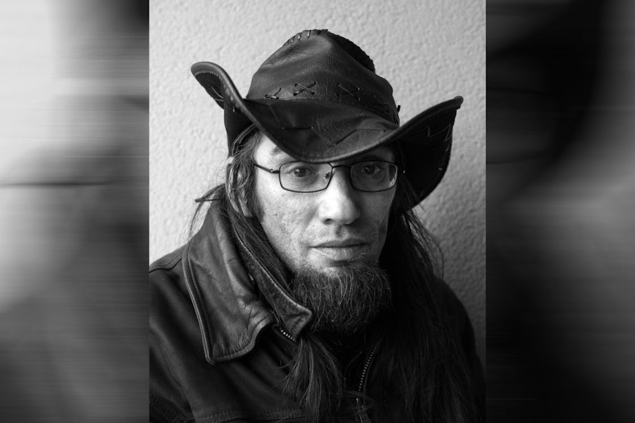 Straatnieuwsverkoper en ‘Utrechtse cowboy’ László Galambos (56) overleden