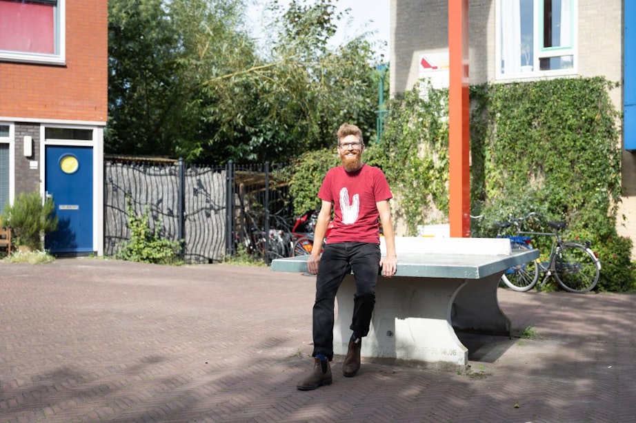 Komen en gaan: Tos Alles (36) ruilt zijn wooncollectief in Utrecht in voor een wooncollectief in Nijmegen