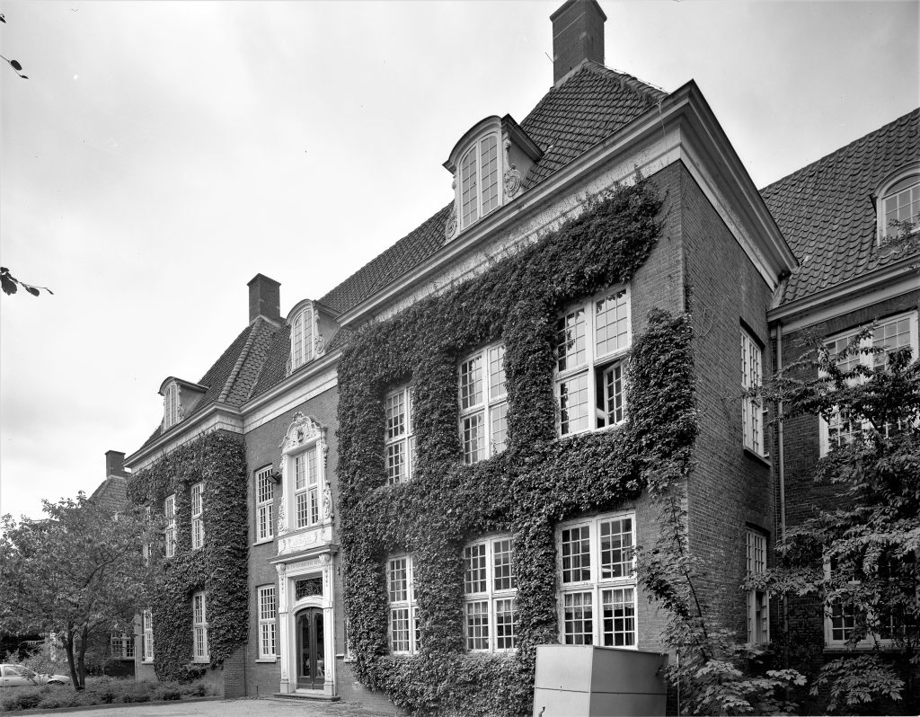 Het Homeopathisch Ziekenhuis in 1989. (foto Het Utrechts Archief, catalogusnummer 58394)