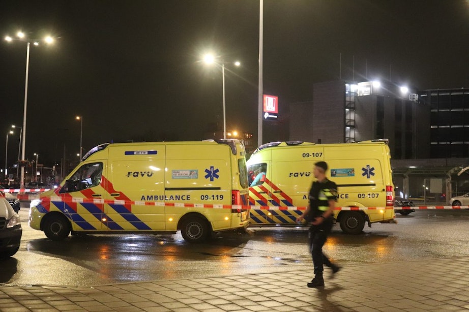 Twee personen gewond na steekpartij op het Jaarbeursplein in Utrecht