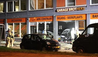 Explosie en brand bij garagebedrijf aan Europalaan in Utrecht