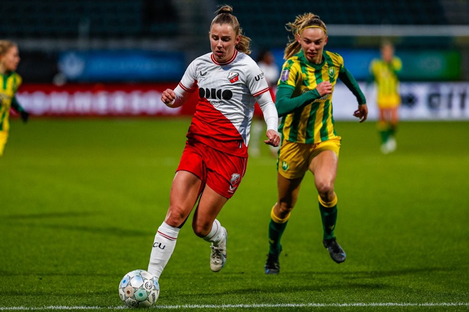 FC Utrecht Vrouwen verliest van ADO Den Haag en voelt hete adem in de nek