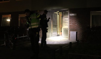 Explosief ontploft in portiek van flat aan de Adenauerlaan in Utrechtse wijk Kanaleneiland