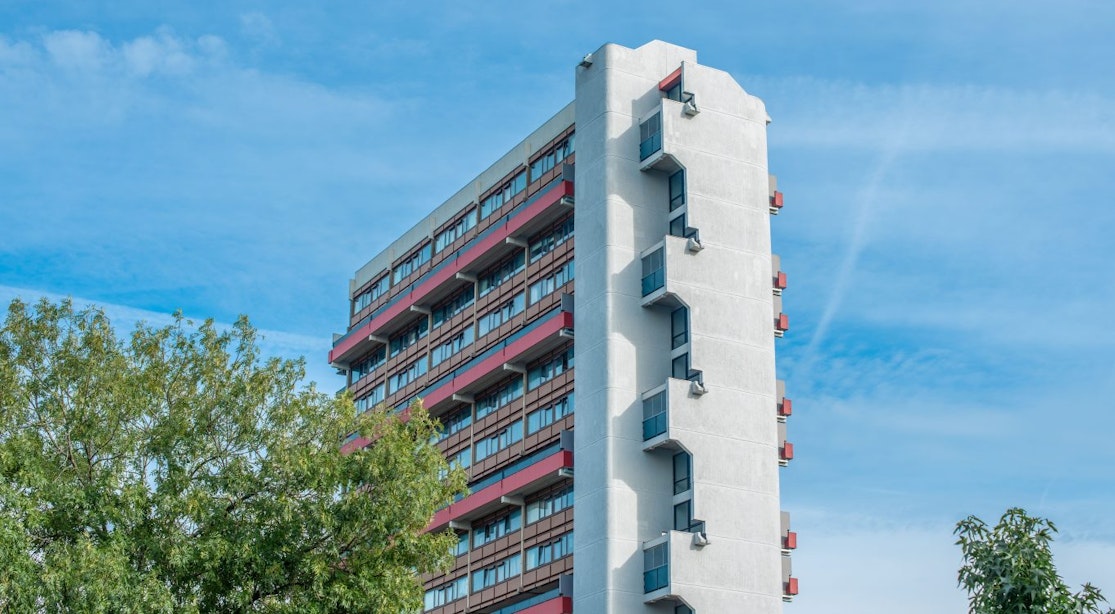 Meerderheid studenten in rode flat Tuindorp-West stemt in met renovatie en tijdelijke verhuizing