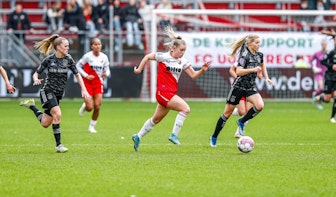 FC Utrecht Vrouwen verliest van Ajax Vrouwen, maar met opgeheven hoofd