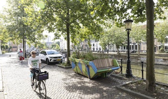 Parkeerplekken in Utrecht tijdelijk omgebouwd tot ontmoetingsplek: ‘Bewoners kunnen andere inrichting ervaren’