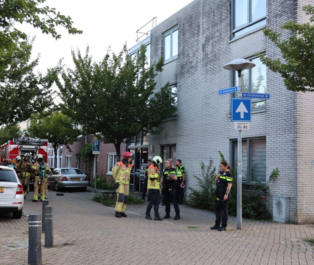 Bewoonster (62) overleden na woningbrand in Utrechtse Javastraat