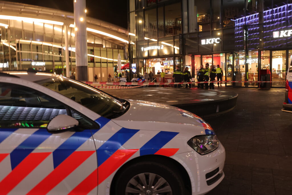 Twee minderjarigen aangehouden na steekincident onder het Bollendak in Utrecht